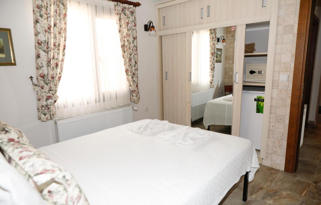 Villa Lotus Butik Otel Seferihisar Ngoại thất bức ảnh